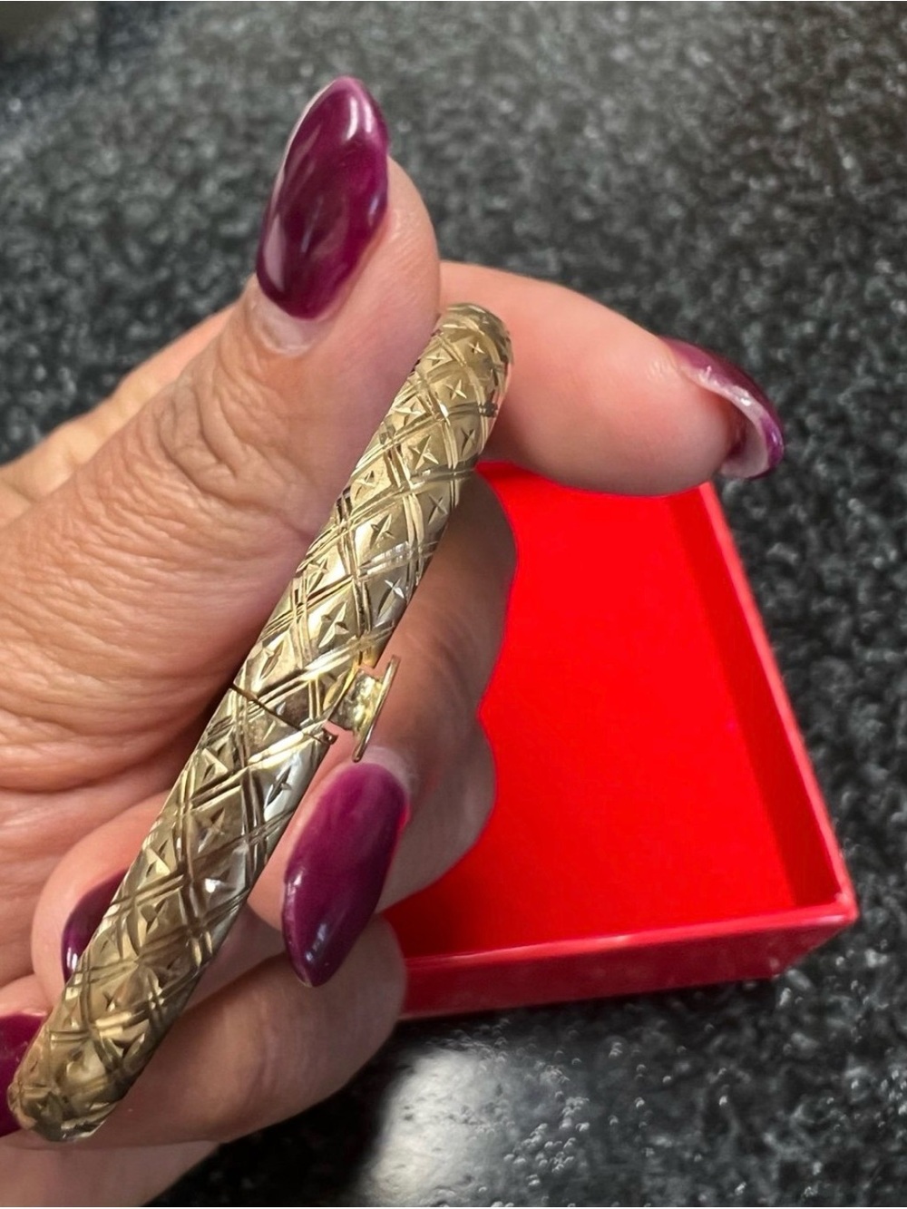 Vintage 10 KT Gold Bangle Bracelet - Gold - Picture 4 of 7